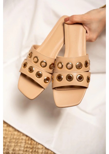 Duffy Kapsül Detaylı Terlik modelleri