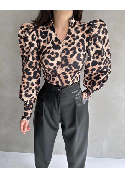 Hakim Yaka Leopar Desenli Dalgıç Bluz modelleri