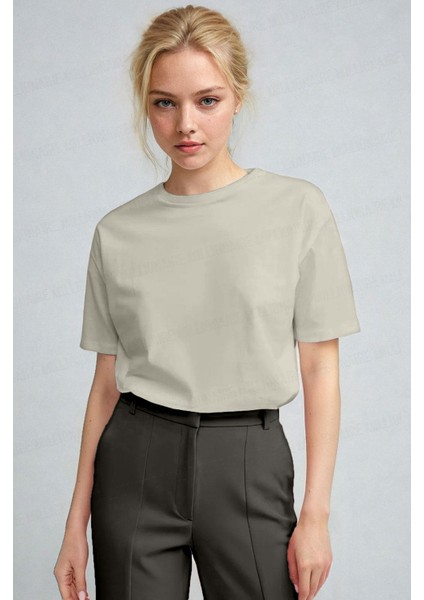 Kadın Taş Nefes Alan Bisiklet Yaka Regular Fit Normal Kesim Baskisiz Basic T-Shirt