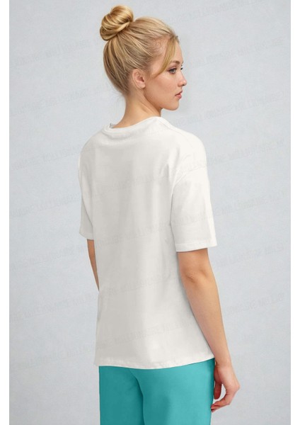 Kadın Ekru Beyaz Regular Nazar Göz Baskı Fit Normal Kalıp T-Shirt modelleri