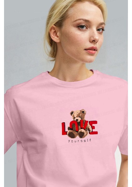 Kadın Pembe Love Ayıcık Teddy Bear Baskı Regular Fit Normal Kalıp T-Shirt fiyatları