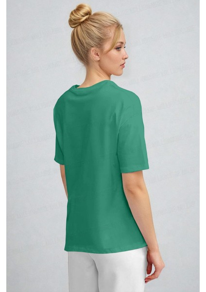 Kadın Bntn Yeşil Kurdele Kabaran Dokulu Baskı Regular Fit Normal Kalıp T-Shirt modelleri