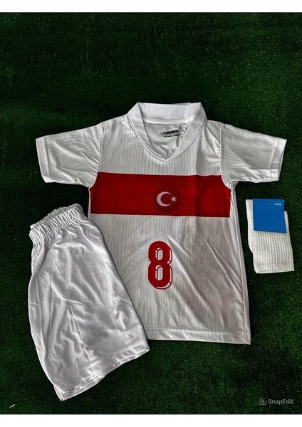 Türkiye A.güler Euro 2024 Avrupa Şampiyonası Çocuk Beyaz Forması (Forma Şort Çorap) fiyatları