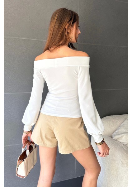 Kayık Yaka Dekolte Detaylı Kolu Manşetli Bluz modelleri