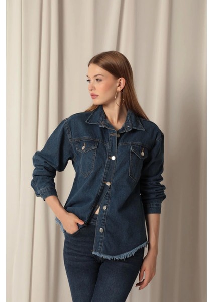 Denim Kumaş Cep Detay Püsküllü Kadın Mavi Kot Ceket