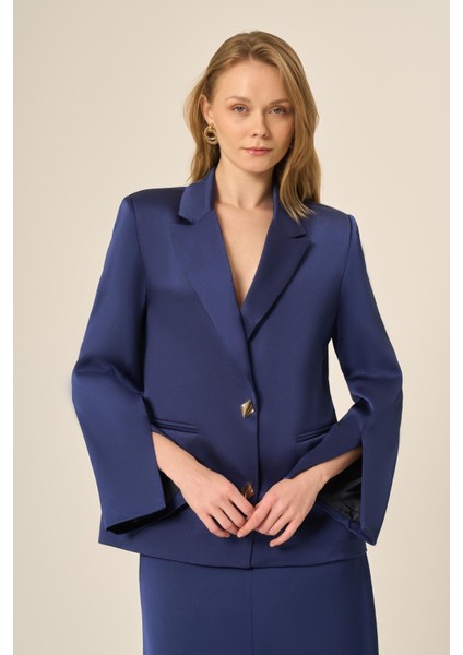 Kadın Etekli Takım Lacivert fiyatları