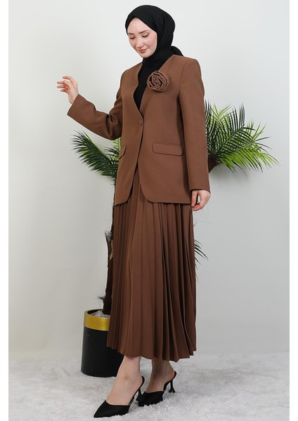 Güllü Etekli Takım Açık Kahve fırsatları