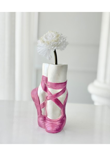 Balerin Ayakkabısı Temalı Dekorasyon, Fonksiyonel Vazo, Kalemlik ve Makyaj Fırçası İçin İdeal!