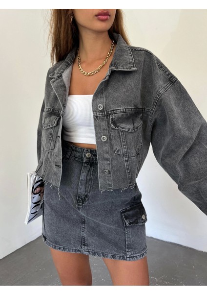 Çift Cepli Yıkamalı Crop Denim Ceket