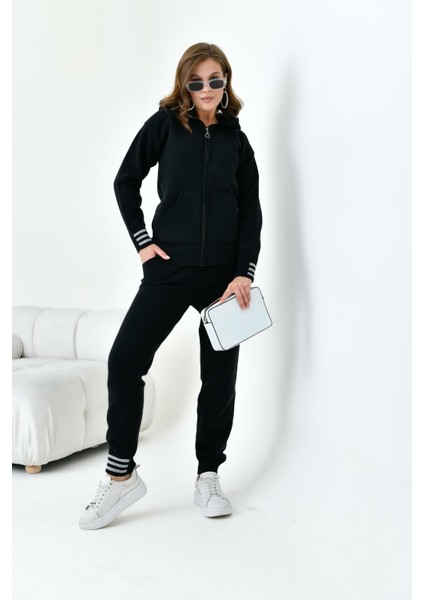 Kadın Çizgi Detaylı Ikili Takım Siyah