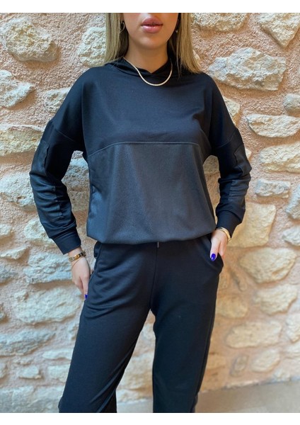 Kadın Uzun Kollu Kapüşonlu Oversize Sweat ve Pantolon Ikili Takım