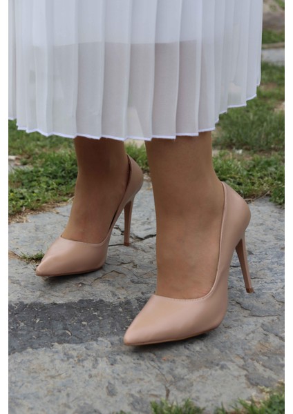 Kapalı Stiletto Topuklu Ayakkabı 511
