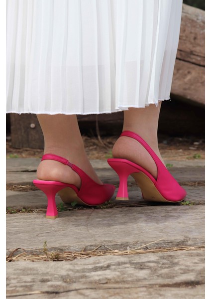 Arkası Açık Topuklu Ayakkabı 502 modelleri