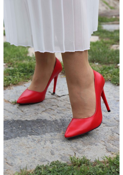 Kapalı Stiletto Topuklu Ayakkabı 511
