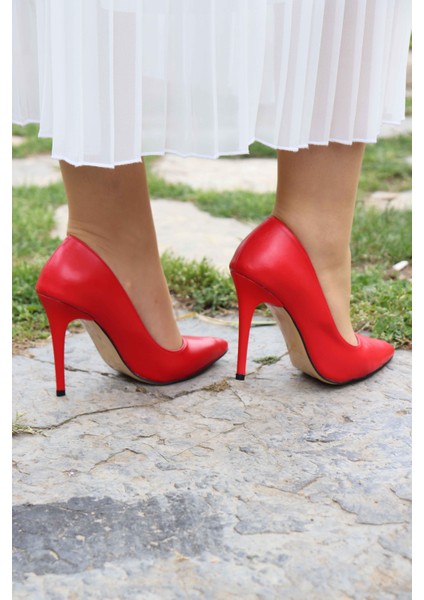 Kapalı Stiletto Topuklu Ayakkabı 511