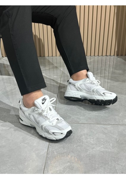 Yeni Sezon Trend Spor Ayakkabı 2027 fiyatları