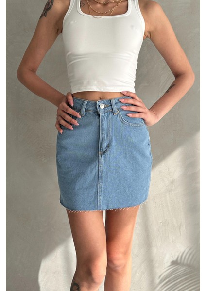 Dikişsiz Cepli Kısa Denim Etek