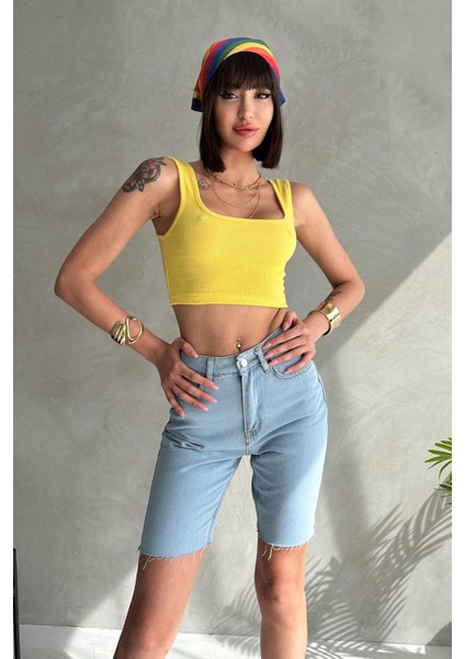 Dizüstü Dikişsiz Düz Kesim Denim Şort modelleri