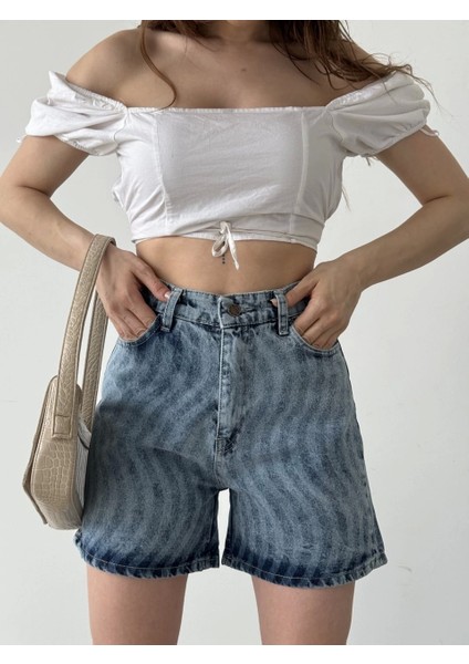 Paçası Püsküllü Desenli Denim Şort