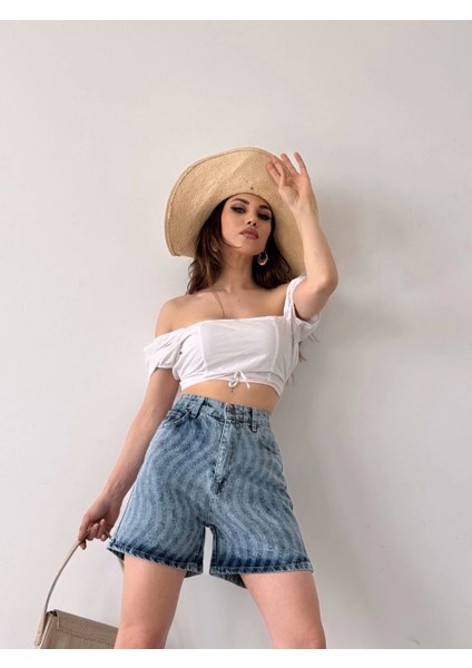 Paçası Püsküllü Desenli Denim Şort