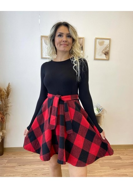 Kadın Uzun Kollu Bisiklet Yaka Üst Viskon Alt Ekose Kısa Elbise