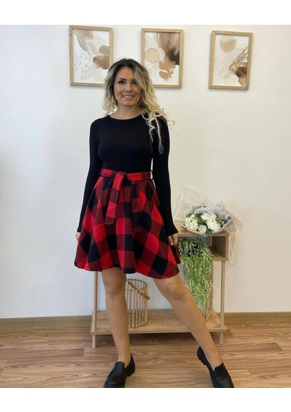 Kadın Uzun Kollu Bisiklet Yaka Üst Viskon Alt Ekose Kısa Elbise