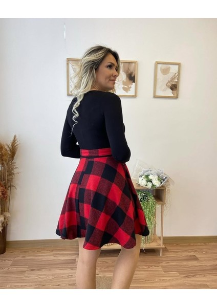Kadın Uzun Kollu Bisiklet Yaka Üst Viskon Alt Ekose Kısa Elbise