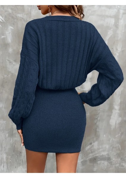 Kadın Uzun Kollu V Yakalı Önden Düğmeli Kısa Triko Elbise