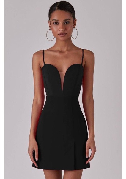 Kadın Derin V Yaka Sırt Dekolteli Fırsat Ürün Mini Elbise