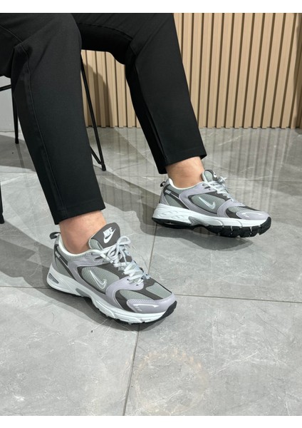 Yeni Sezon Trend Spor Ayakkabı 2027 fiyatları