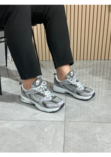 Yeni Sezon Trend Spor Ayakkabı 2027 modelleri