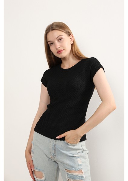 Dokulu Kısa Kol Düz Siyah Kadın Likralı Tişört Basic Bürümcük T-Shirt fiyatları