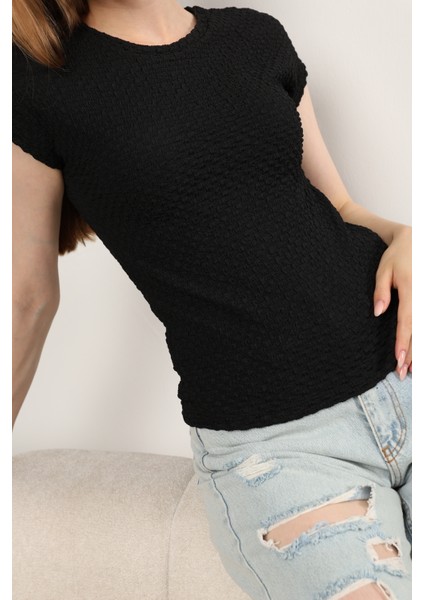 Dokulu Kısa Kol Düz Siyah Kadın Likralı Tişört Basic Bürümcük T-Shirt indirimleri