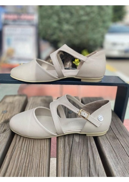 Kadın Hakiki Deri Günlük Babet 25Y D25YA-885 Z modelleri