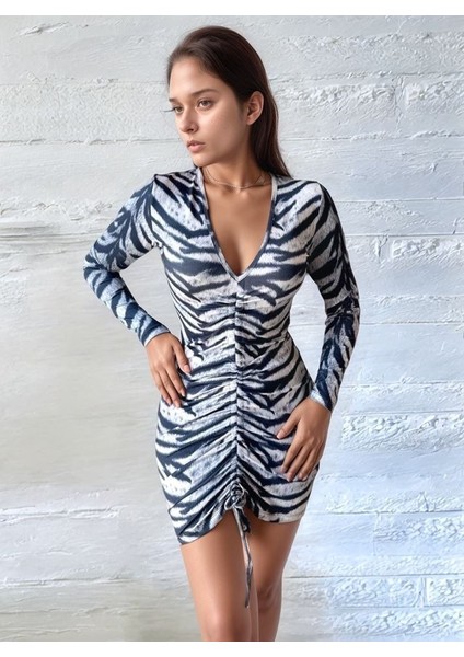 Kadın V Yaka Önü Asansör Büzgü Detay Fırsat Ürün Zebra Mini Elbise
