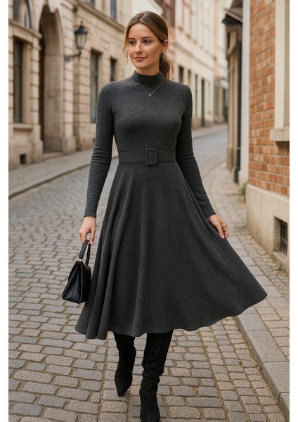 Kadın Uzun Kollu Balıkçı Yaka Kemer Detaylı Yumoş Midi Elbise