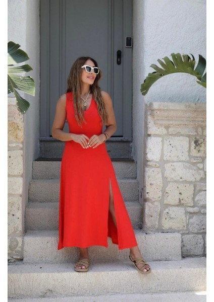 Kadın Askılı V Yakalı Yırtmaçlı Viskon Elbise