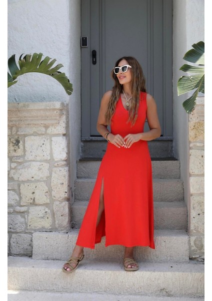 Kadın Askılı V Yakalı Yırtmaçlı Viskon Elbise modelleri