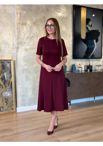 Kadın Kısa Kollu Bisiklet Yaka Midi Viskon Iki Iplik Elbise