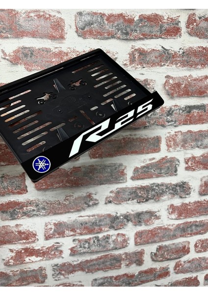 3ADİJİTALYAMAHA R25 Siyah Motor Plakalığı modelleri