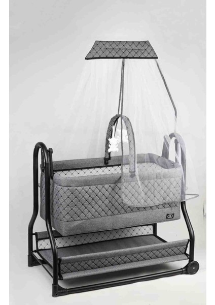 Lüks Keten Kumaş Oyuncaklı Tüllü Tekerlekli Beşik