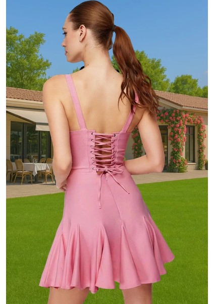 Yazlık Mini Elbise Polyester Karışımlı A Kesim Elbise Seçkin Malzeme Özenle Seçilmiş Trend Tasarım
