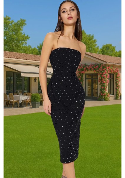 Vücuda Oturan Şık Abiye Elbise Finike Dokuma Polyester Karışımlı Seçkin Malzeme Modern Stil