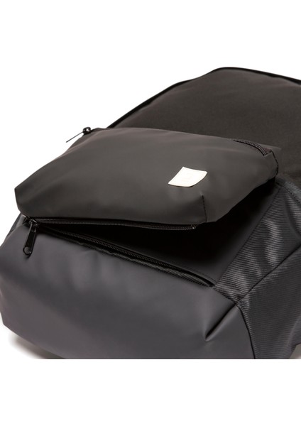 Sırt Çantası - 25 L - Siyah - Academic indirimleri