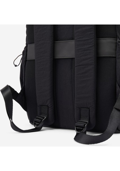 Küçük Sırt Çantası - Bilgisayar Bölmesi - 10 L modelleri