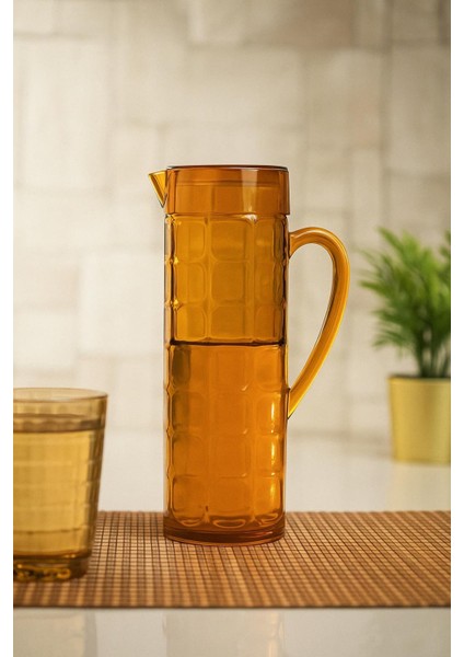 Akrilik Allegra 1,5 Lt Bal Sürahi (Buzdolabı Kapak Rafına Sığar) fırsatları