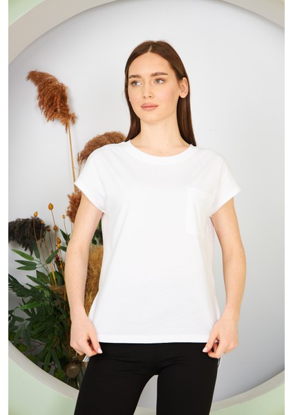 Kadın Yırtmaç ve Cep Detaylı T-Shirt indirimleri