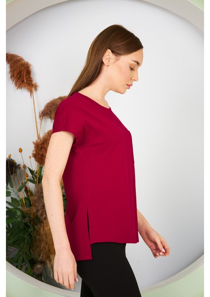 Kadın Yırtmaç ve Cep Detaylı T-Shirt