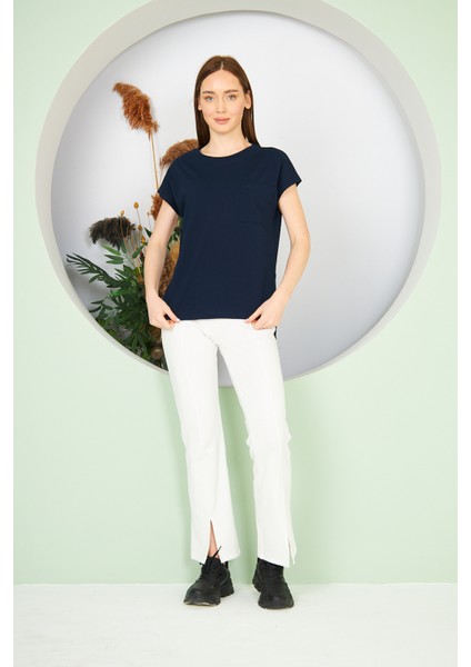 Kadın Yırtmaç ve Cep Detaylı T-Shirt