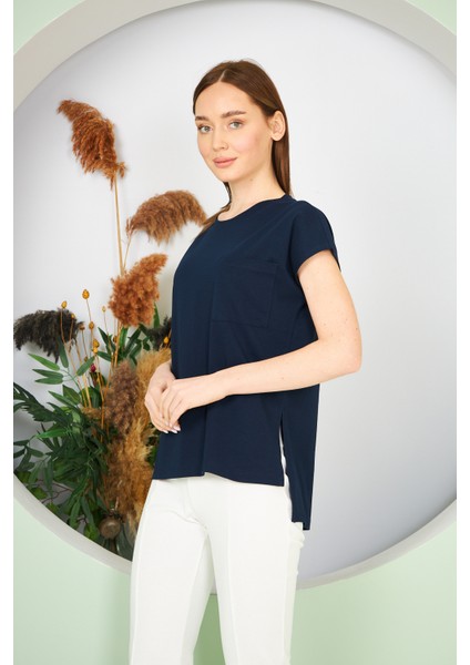 Kadın Yırtmaç ve Cep Detaylı T-Shirt fırsatları